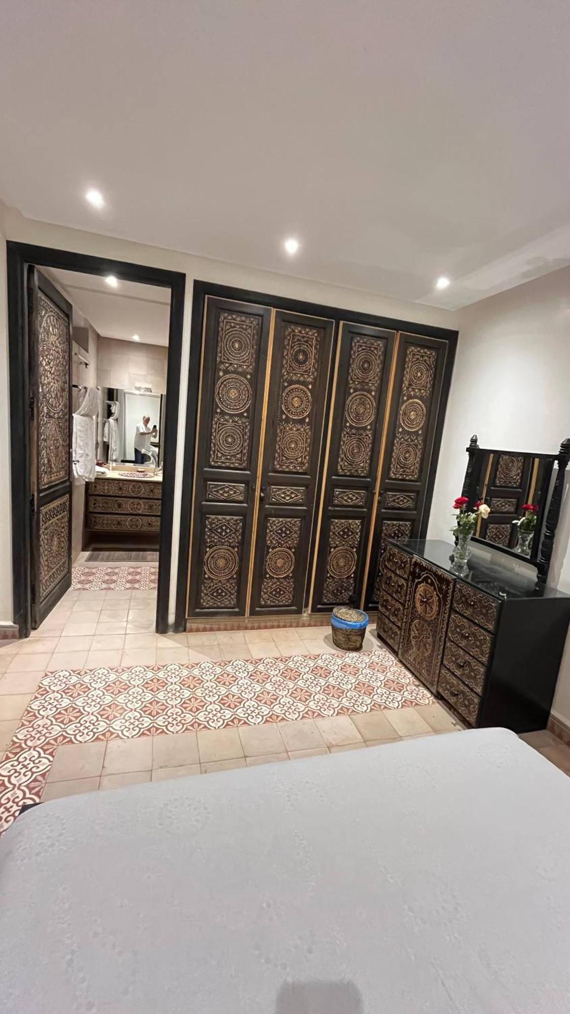 Darabi En Exclusivite